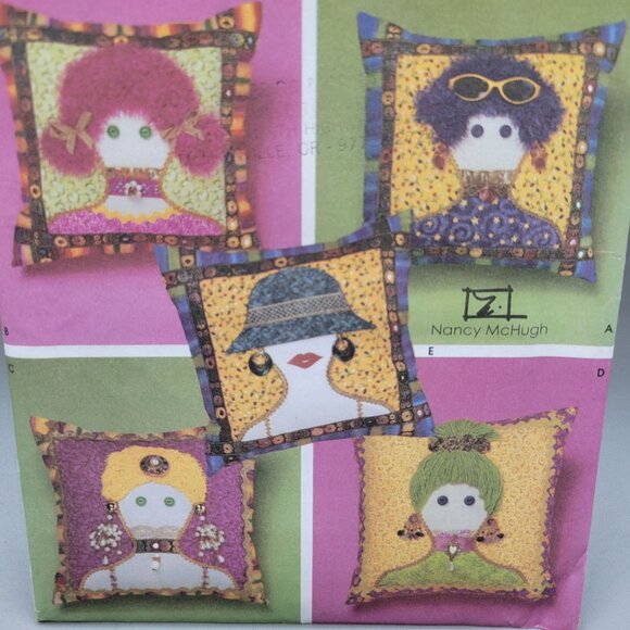 Simplicity Crafts 4970 Appliqued Pillow Pattern Kit Nancy McHugh One Size - Picture 2 of 4